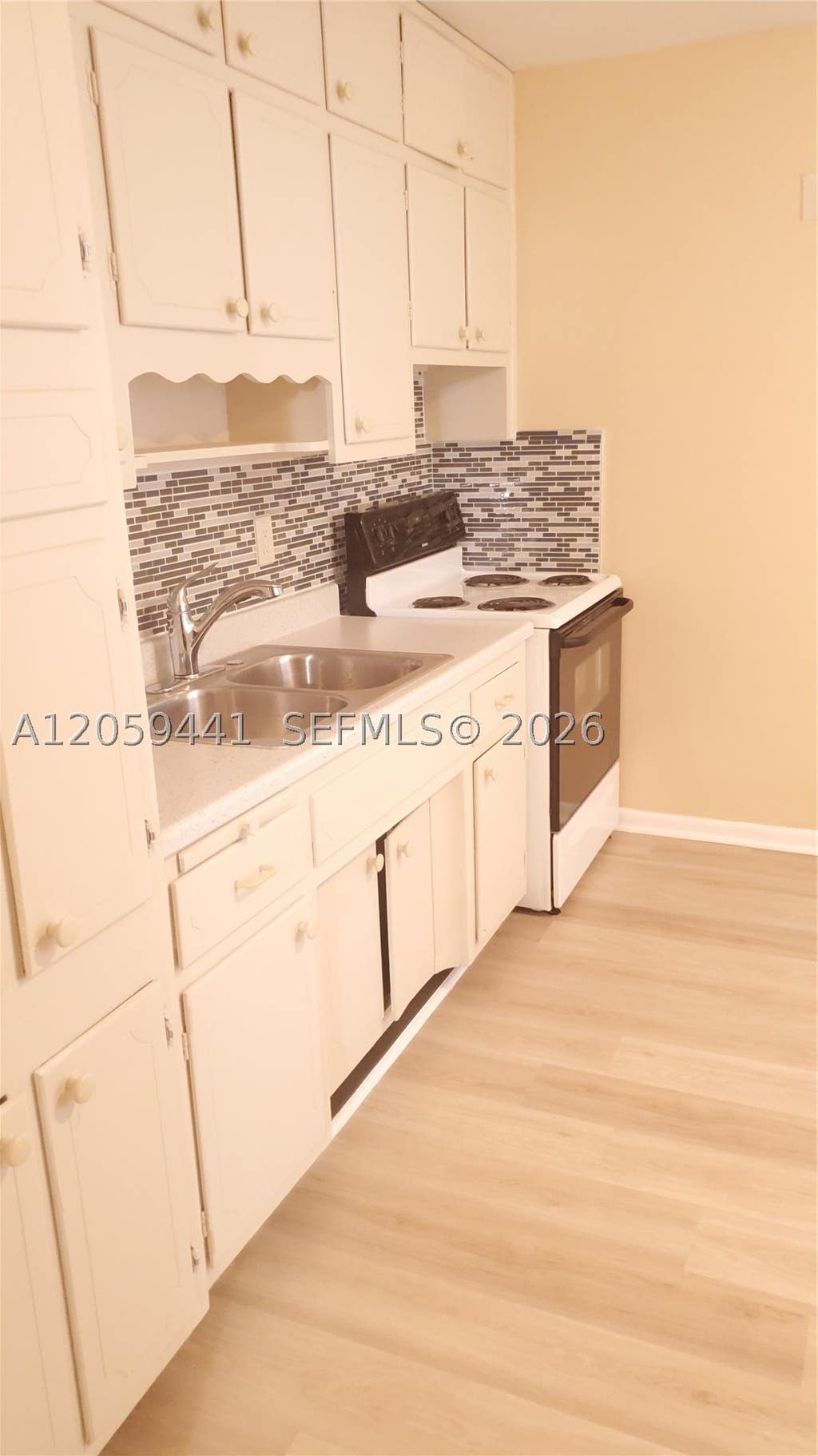 Photo of 619 N D St, Lake Worth, FL 33460 (MLS # A12059441)