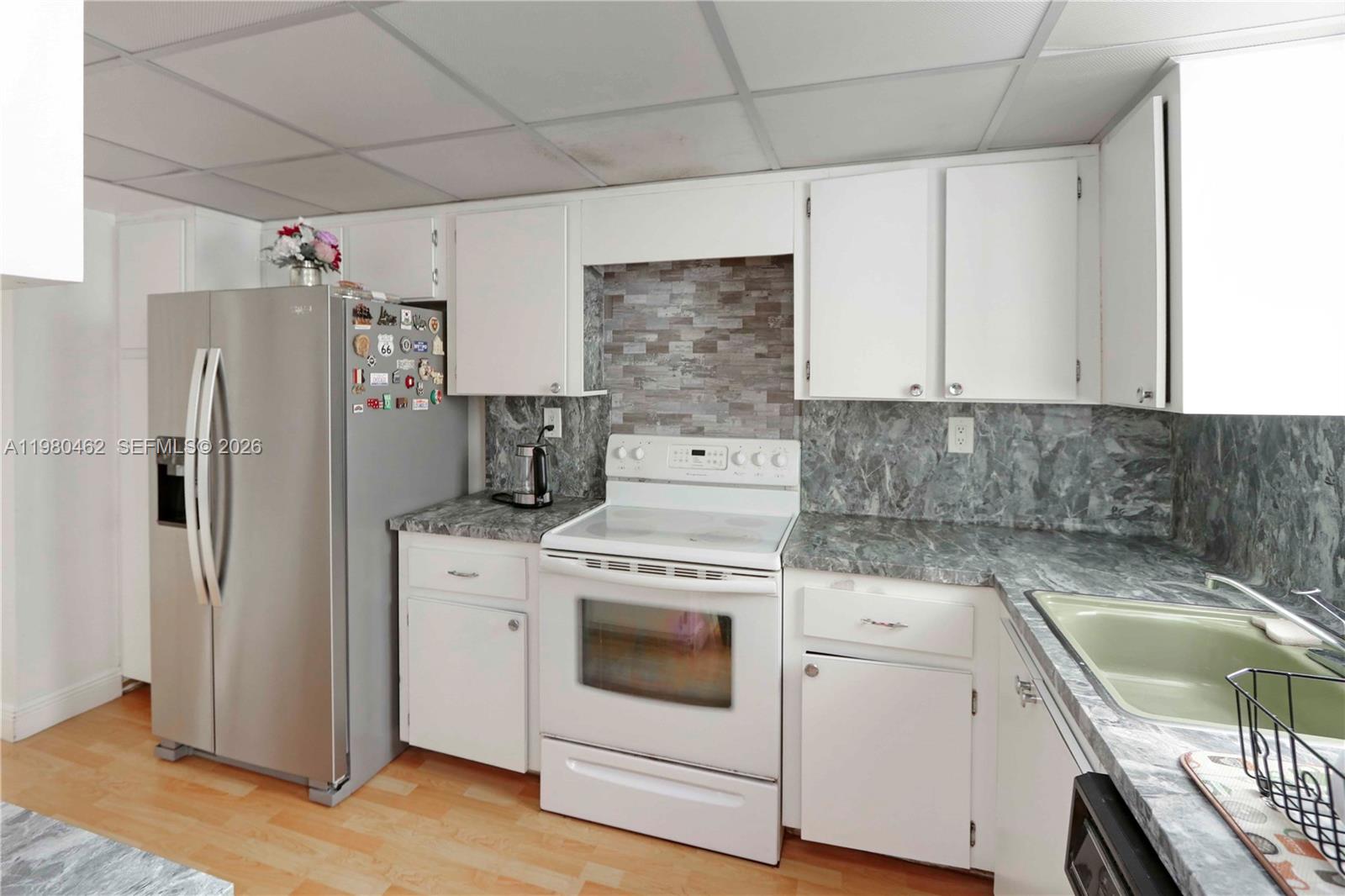 VILLA DORADA CONDO NO 2 - Residential