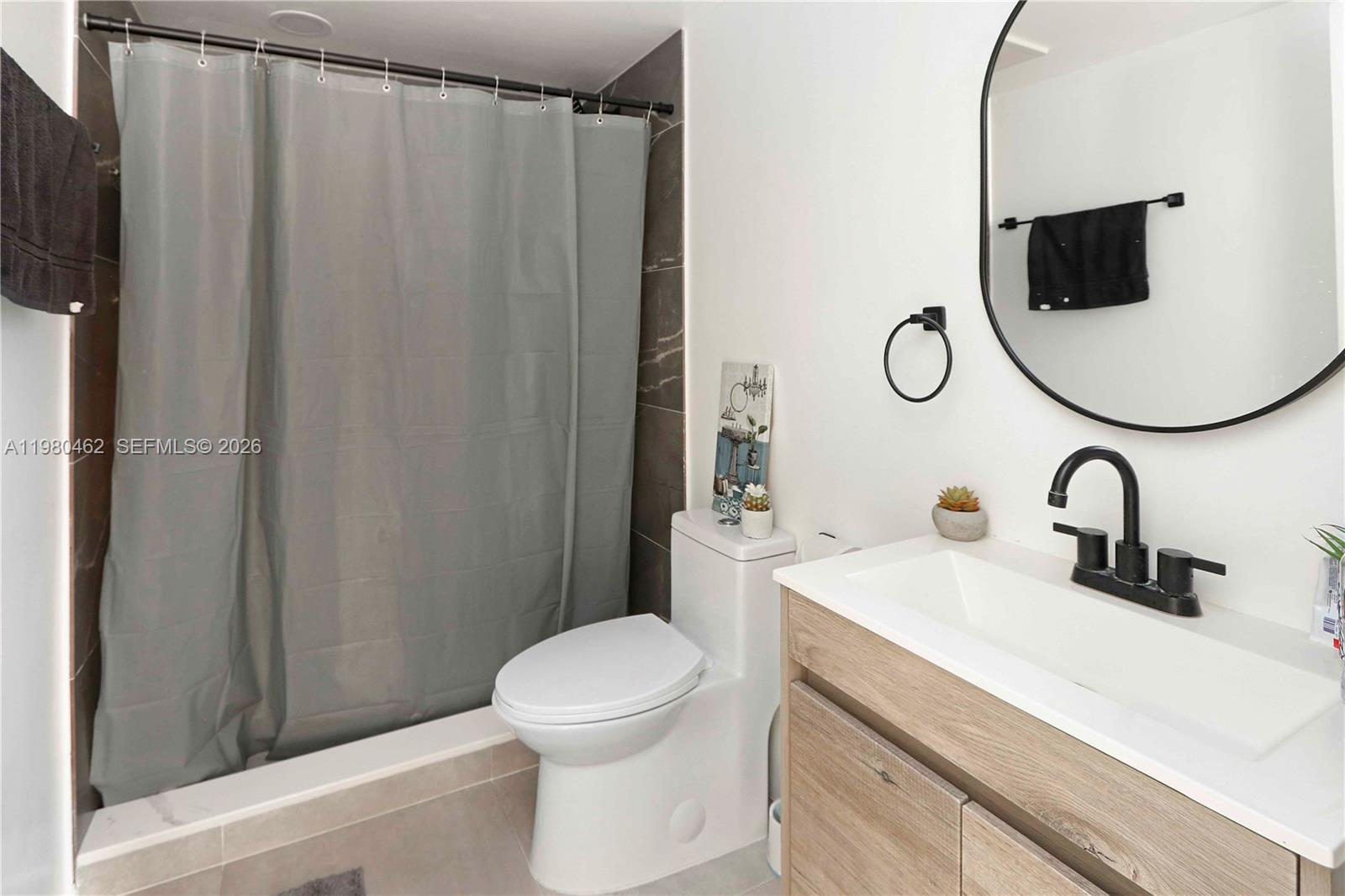 VILLA DORADA CONDO NO 2 - Residential