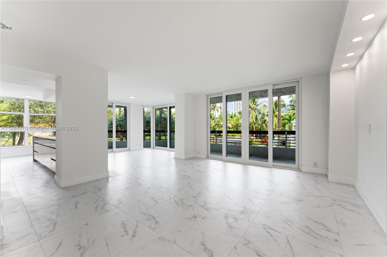 MYSTIC POINTE CONDO NO TH - Residential