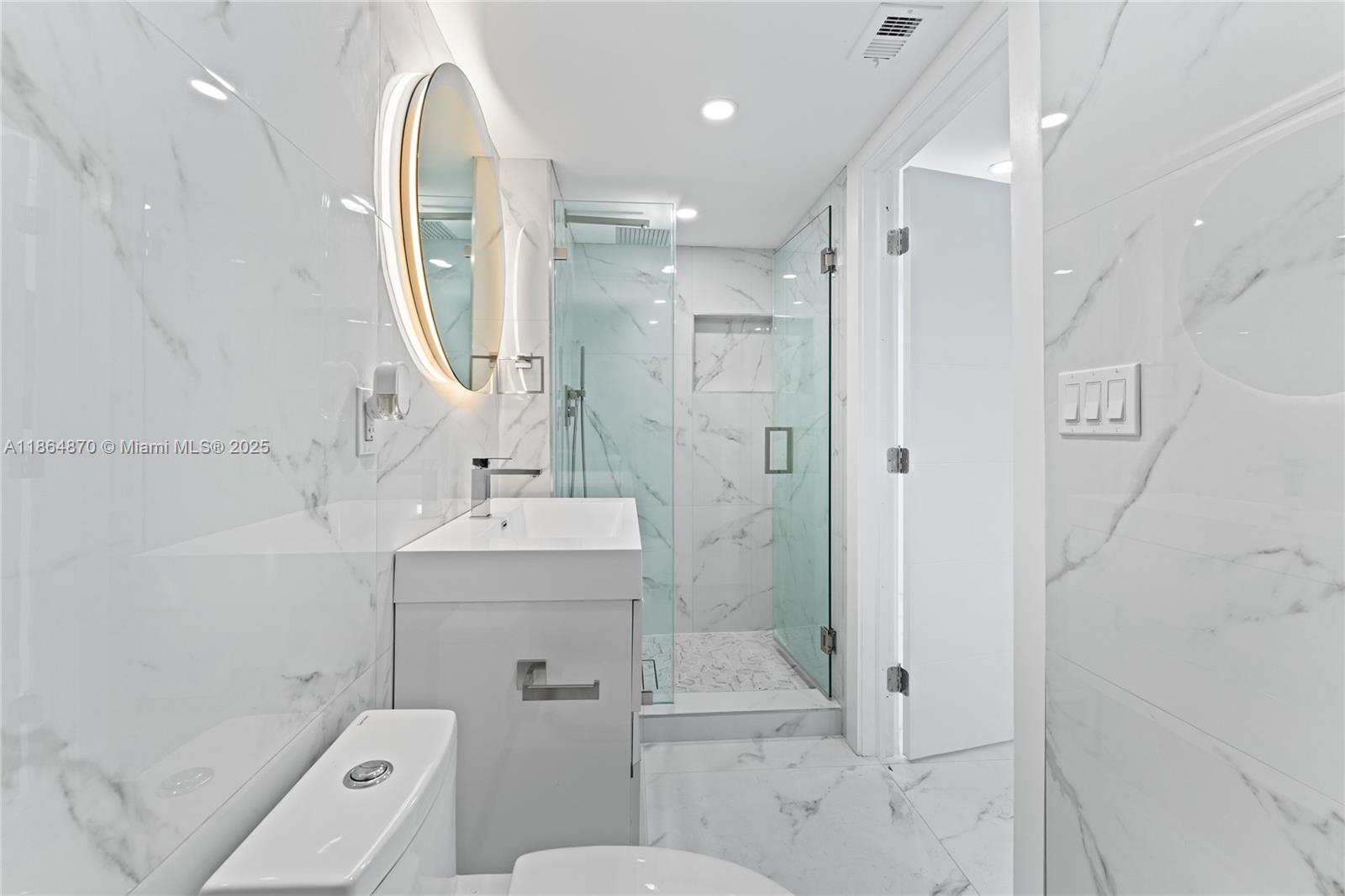 MYSTIC POINTE CONDO NO TH - Residential