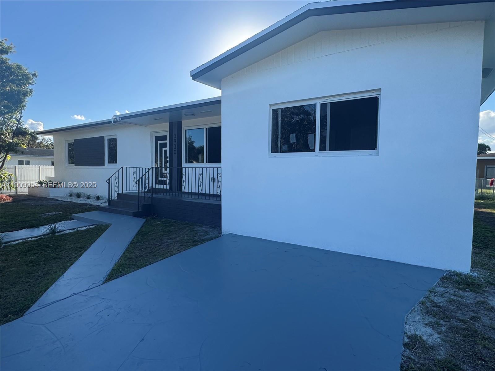 REPLAT OF PORTIONS OF RIC - Residential