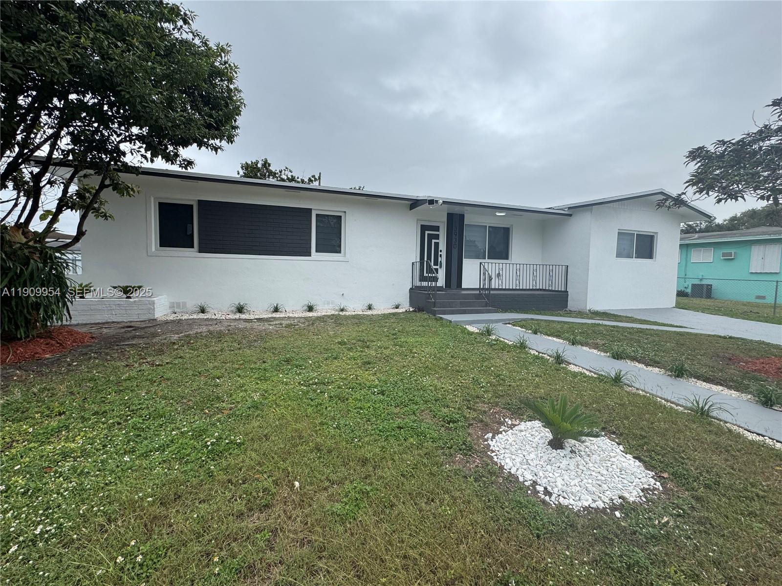 REPLAT OF PORTIONS OF RIC - Residential