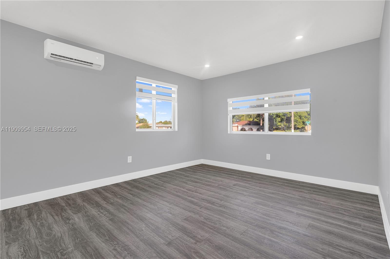 REPLAT OF PORTIONS OF RIC - Residential