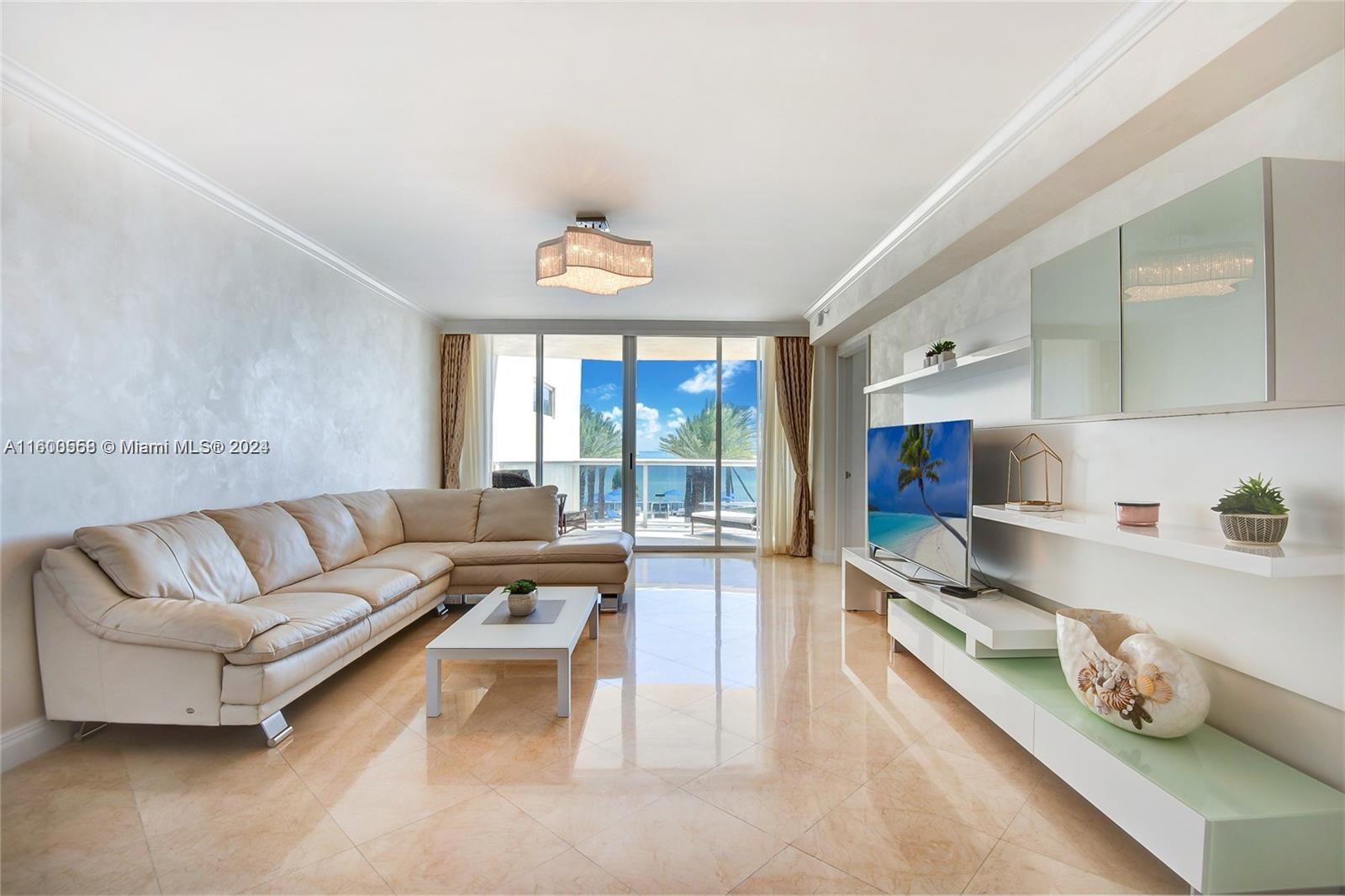 THE PINNACLE CONDO - Residential Lease