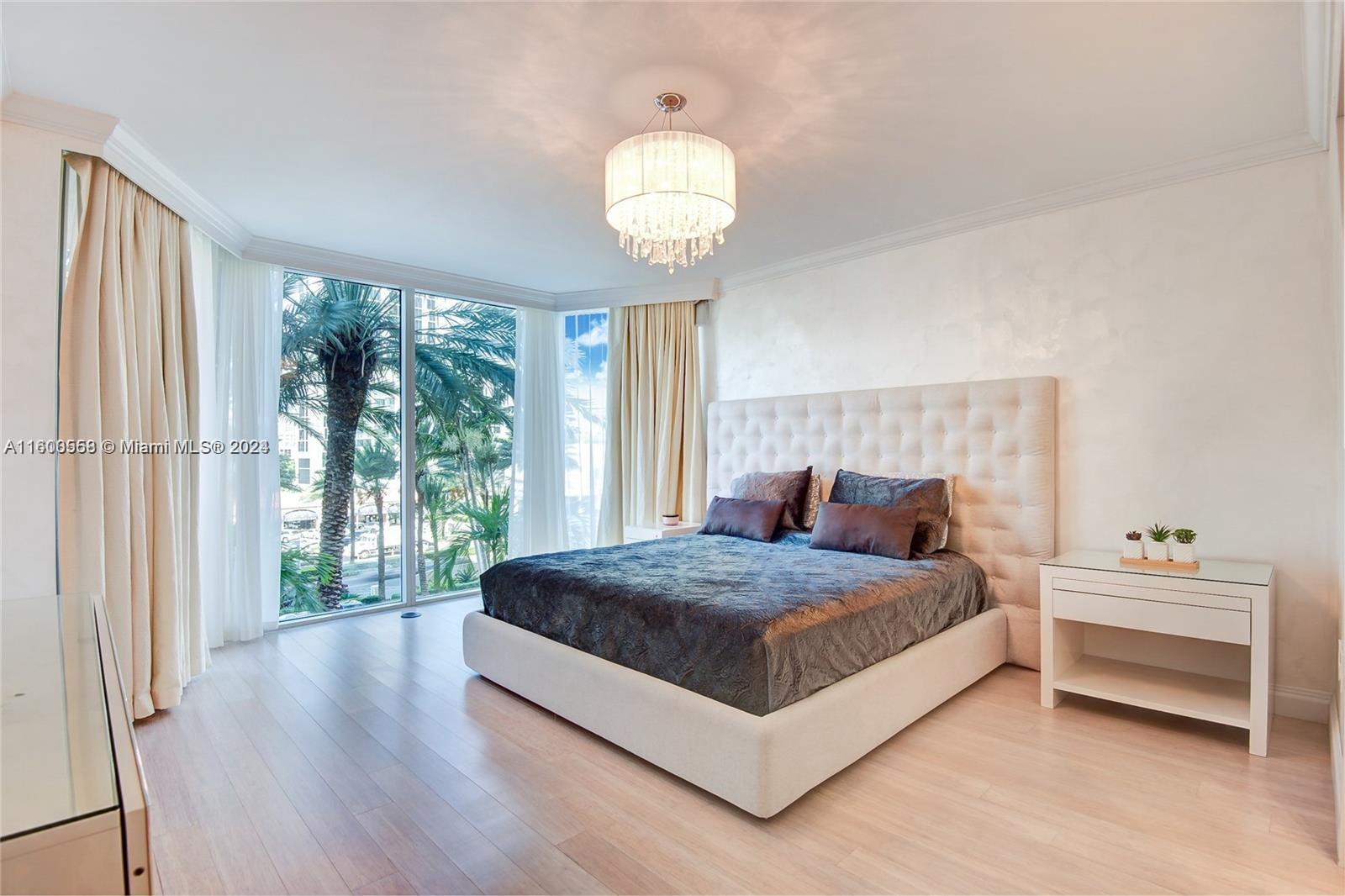 THE PINNACLE CONDO - Residential Lease