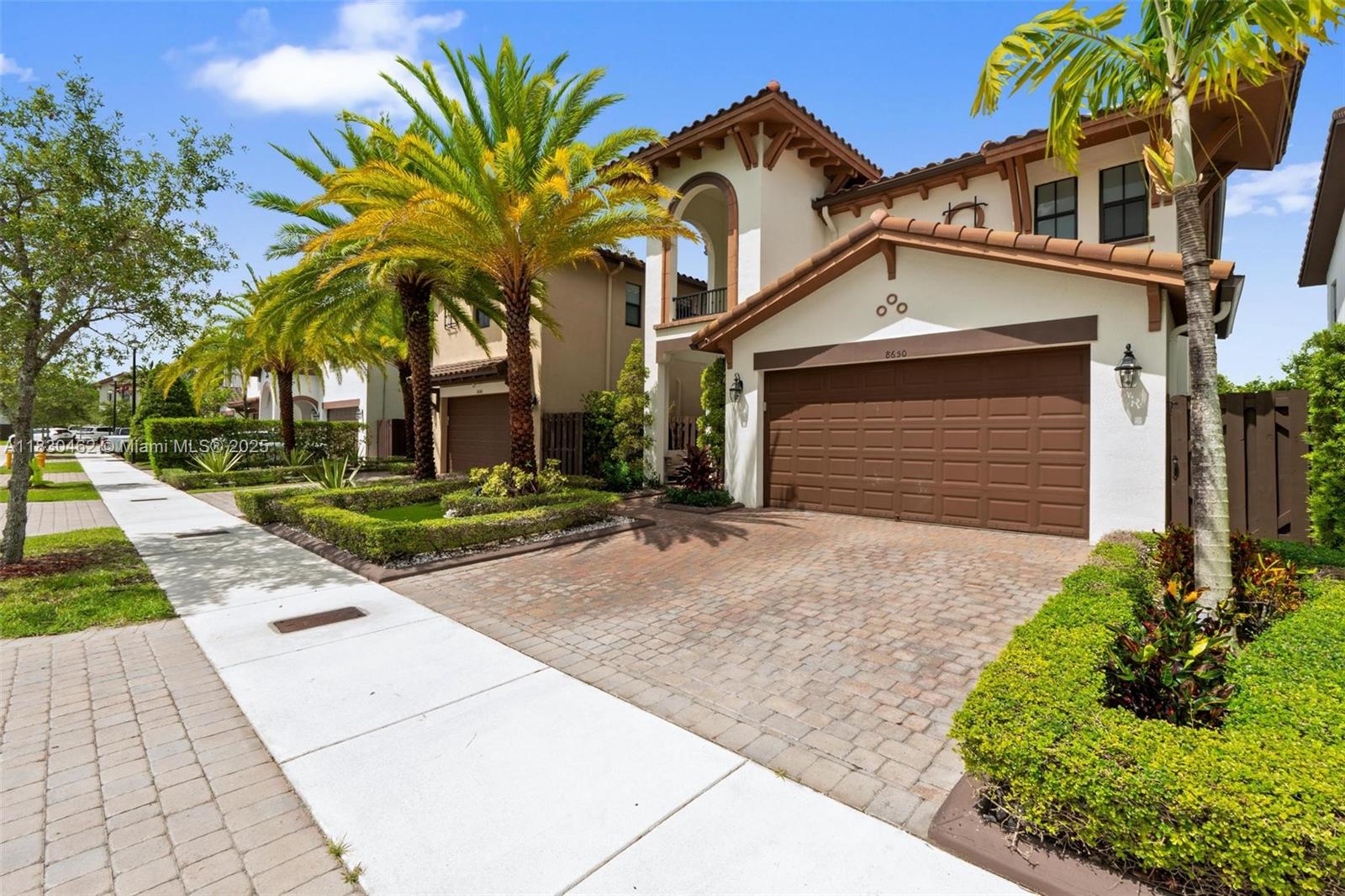 8650 NW 103rd Ave