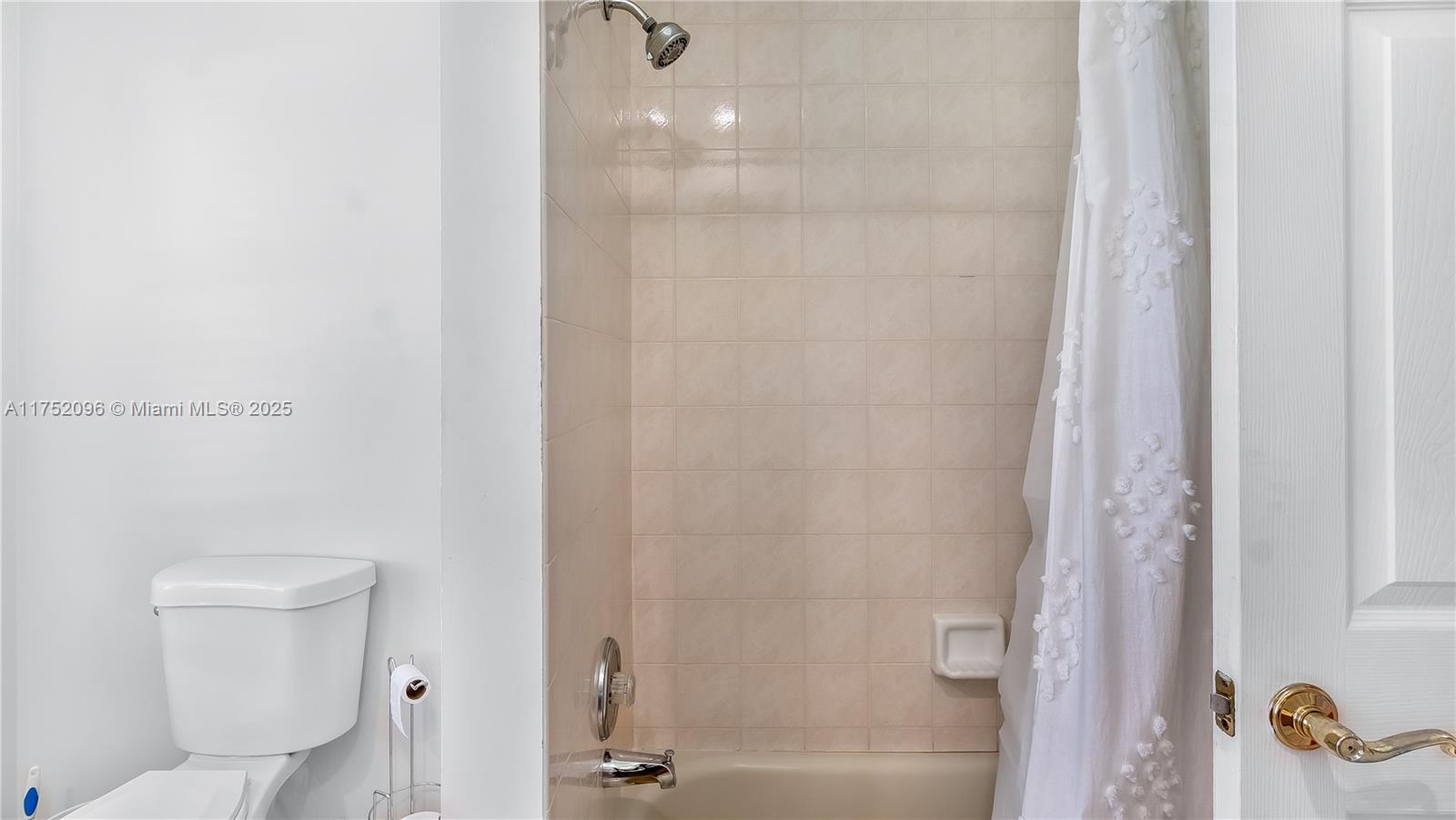 Bay Hill Estates - Residential Lease