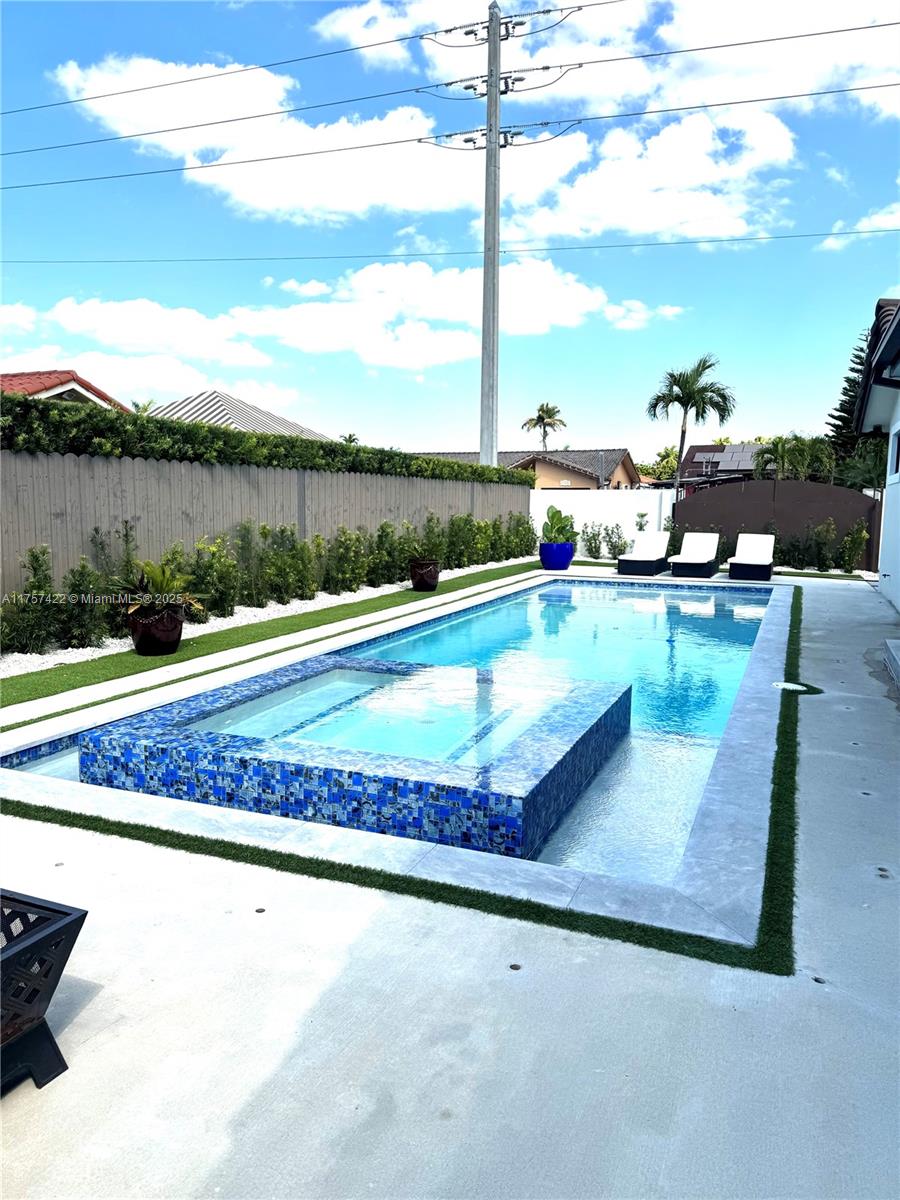 VISTA ALEGRE - Residential