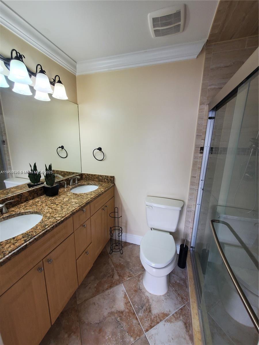 IMAGES OF KENDALL CONDO - Residential Lease