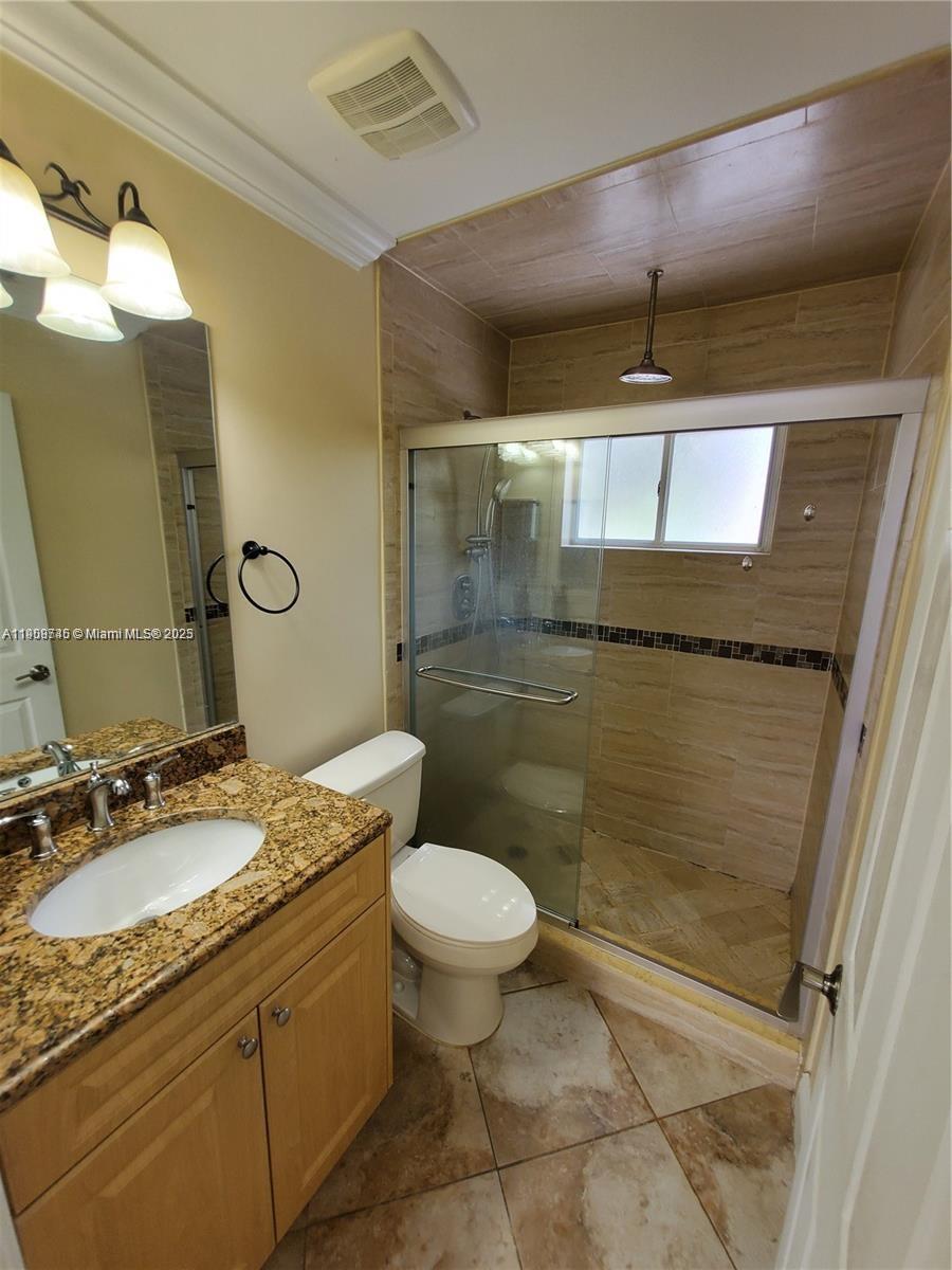 IMAGES OF KENDALL CONDO - Residential Lease