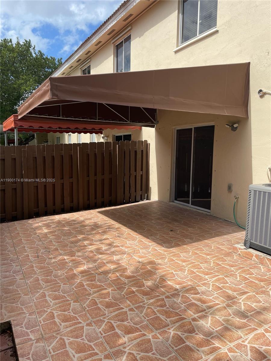 Tropical Landings - Residential Lease