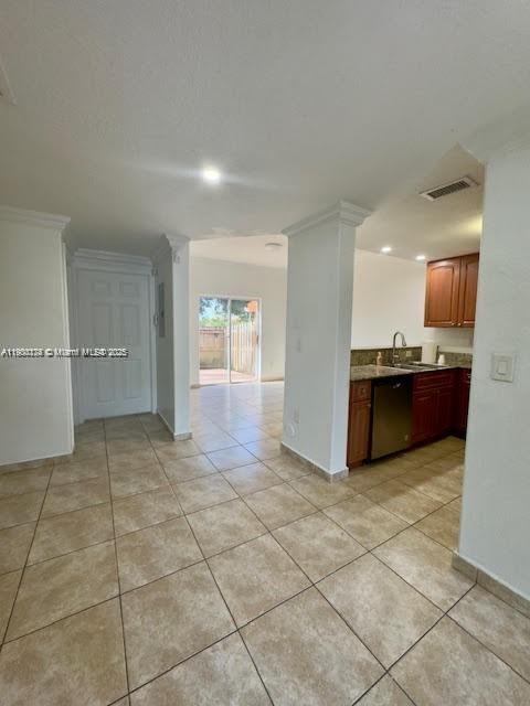 Tropical Landings - Residential Lease