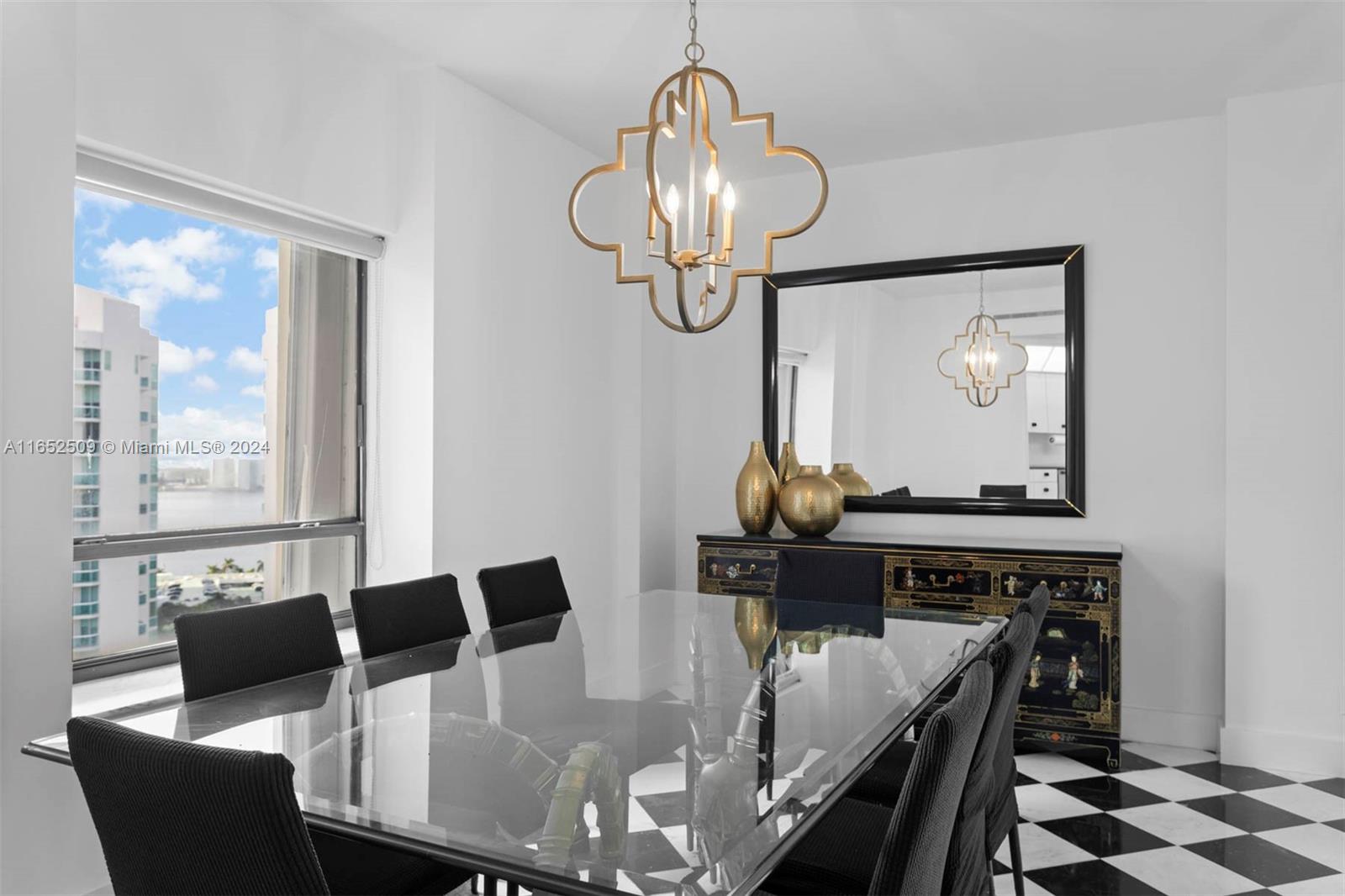 MARINA TOWER CONDO - Residential