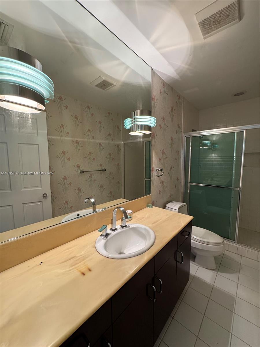 MIAMI SHORES SEC 3 - Residential