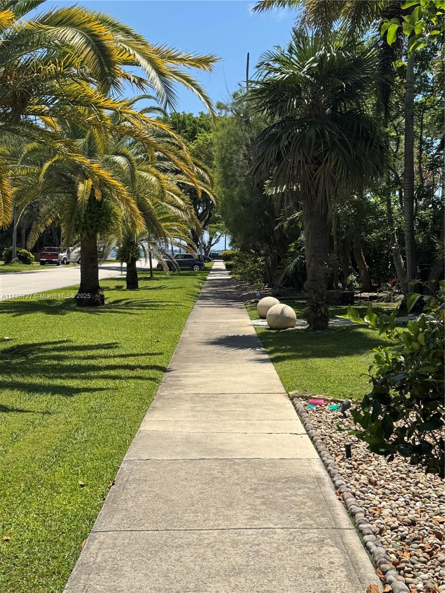 MIAMI SHORES SEC 3 - Residential