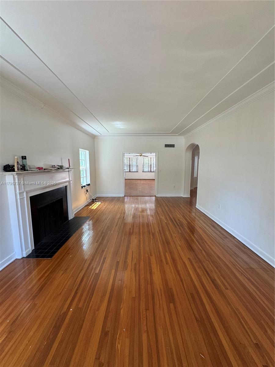 MIAMI SHORES SEC 3 - Residential
