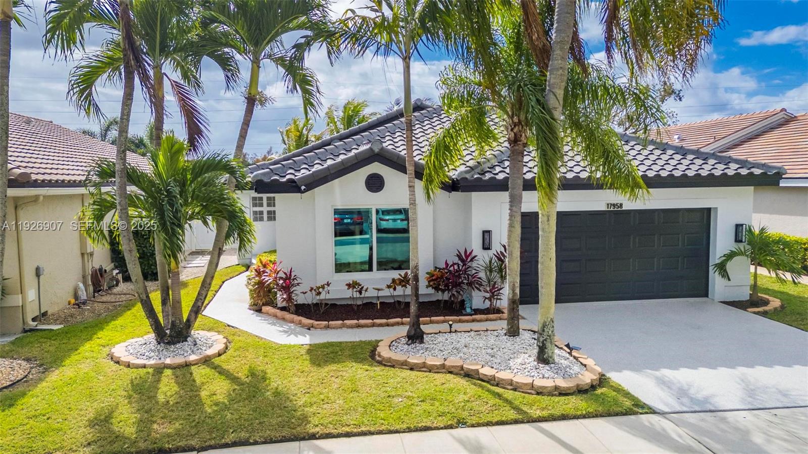 SILVER LAKES - Residential