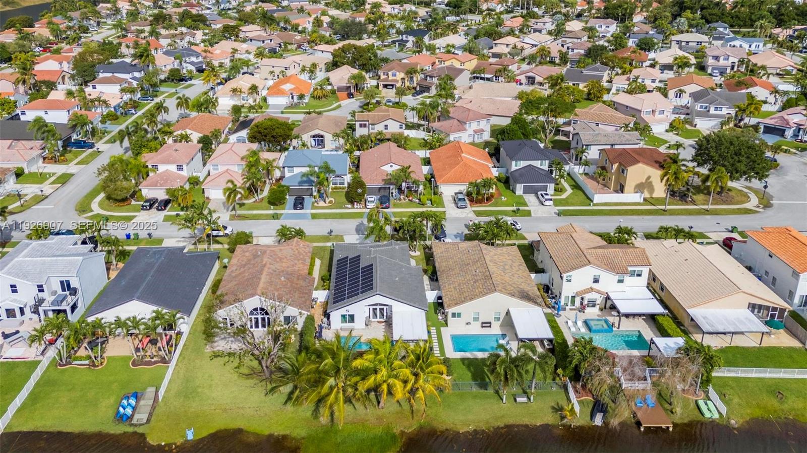 SILVER LAKES - Residential