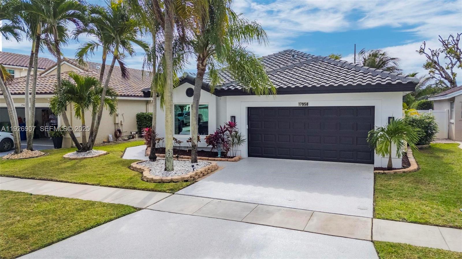 SILVER LAKES - Residential