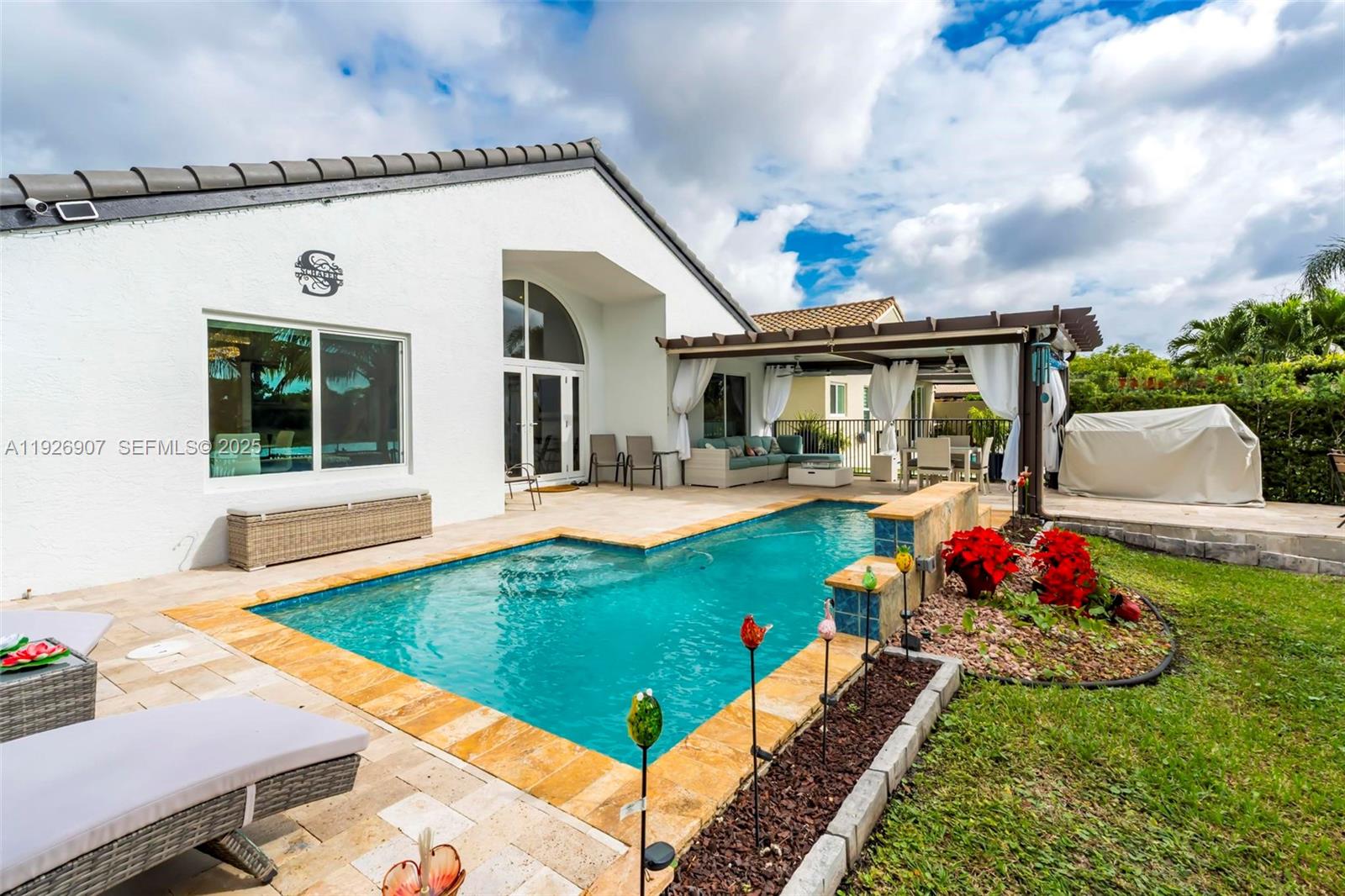 SILVER LAKES - Residential