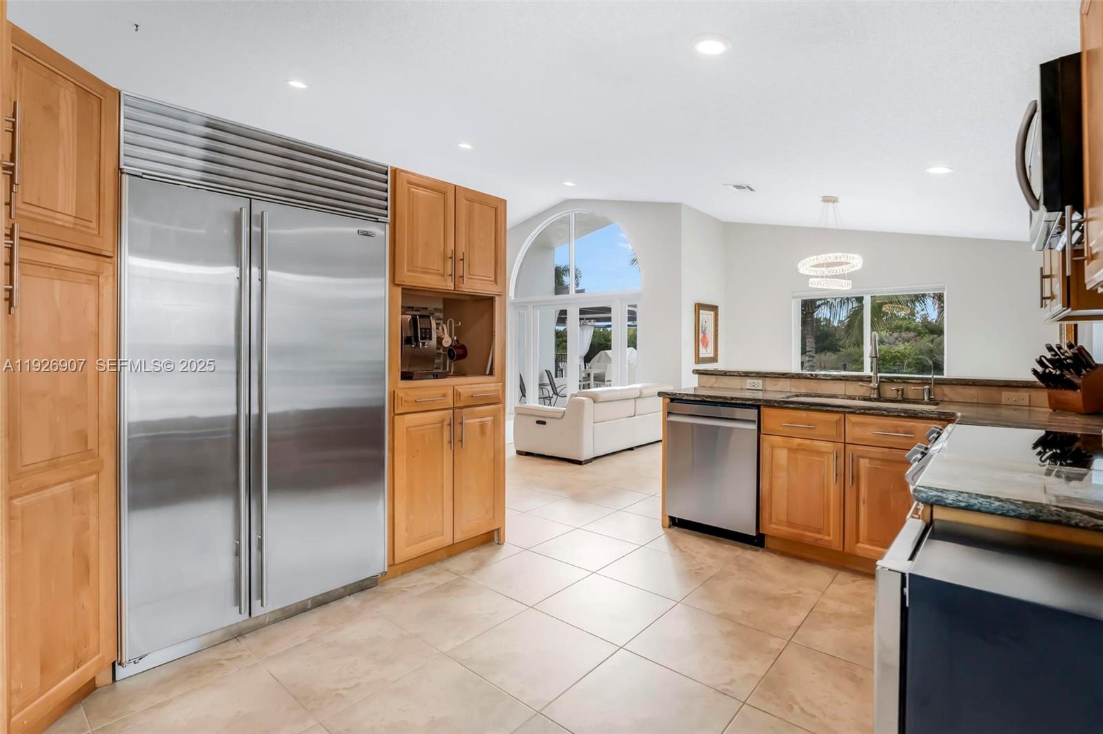 SILVER LAKES - Residential