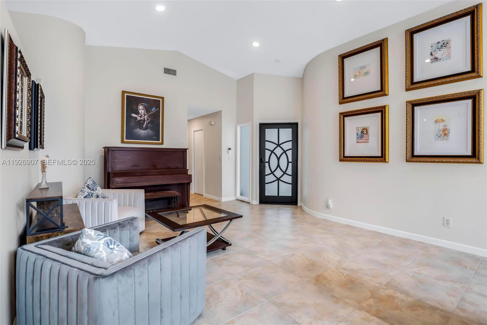 SILVER LAKES - Residential