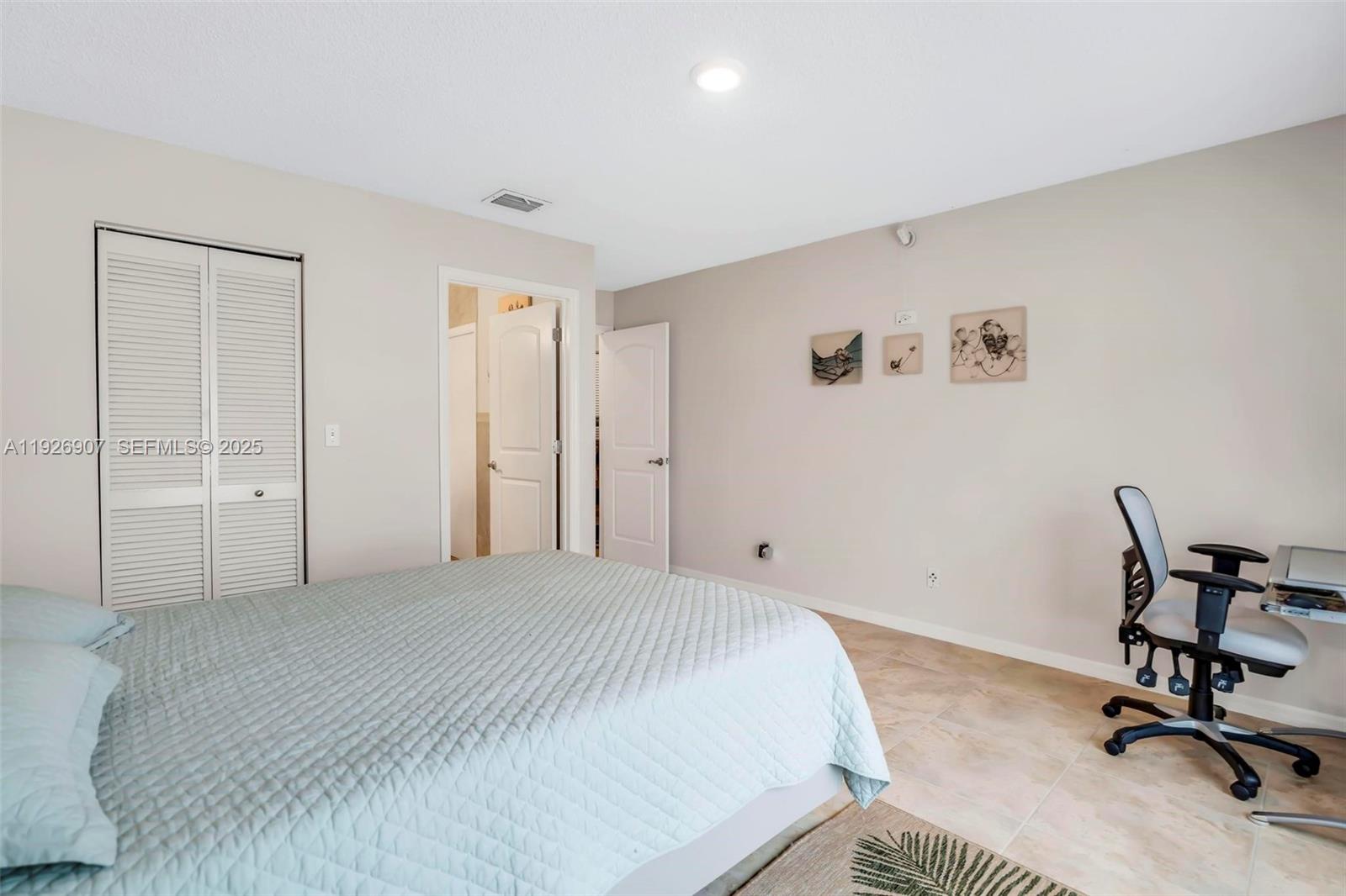 SILVER LAKES - Residential