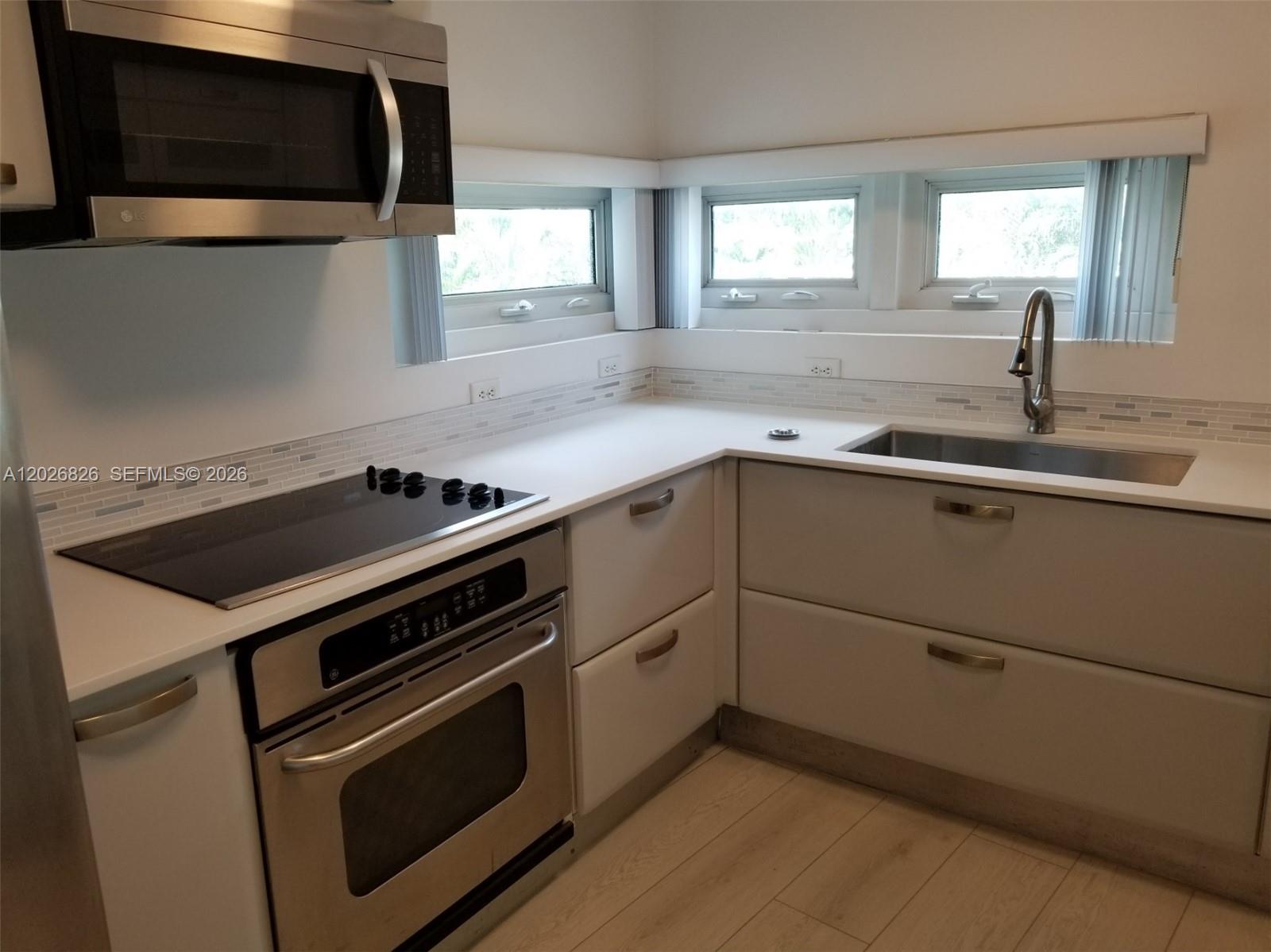 REGATTA AT INDIAN CREEK C - Residential
