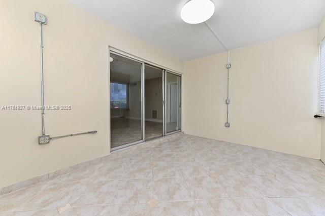 GARDENWAY CONDO - Residential Lease
