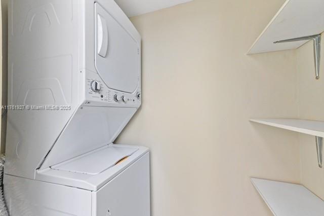 GARDENWAY CONDO - Residential Lease