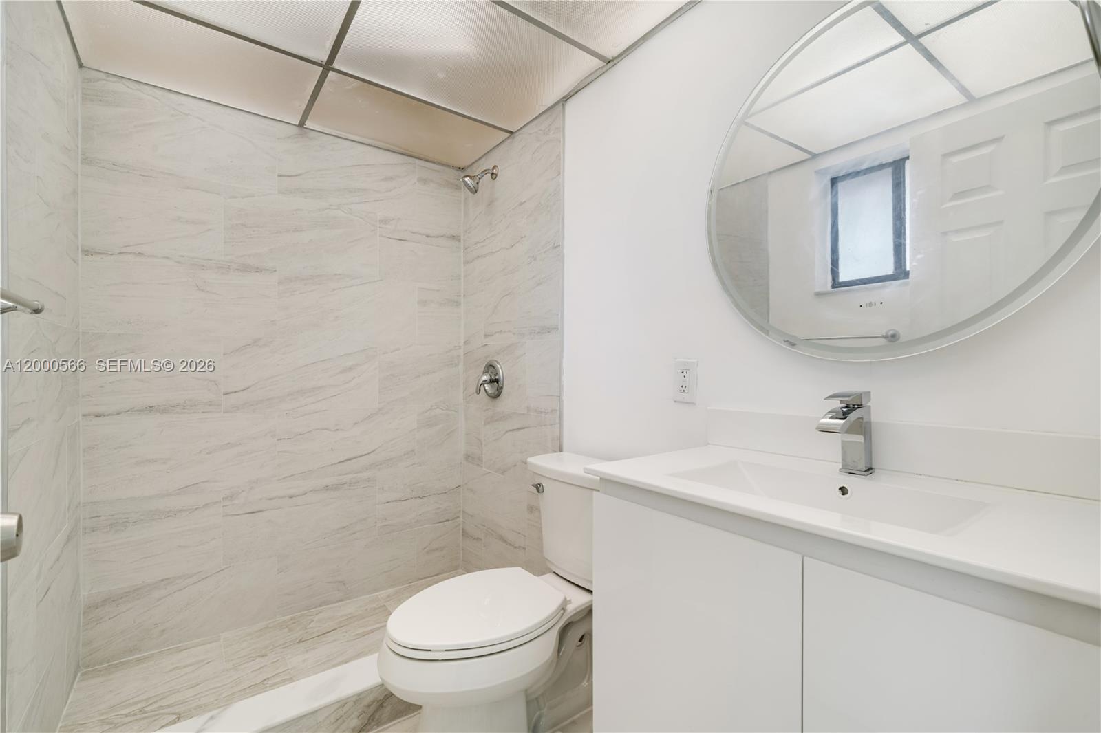 HORIZONS WEST CONDO #4 - Residential Lease