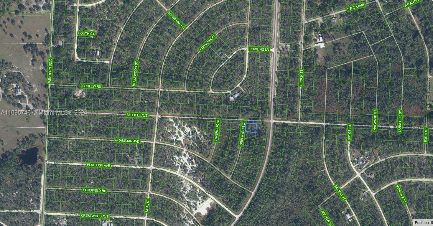 LEISURE LAKES - Land