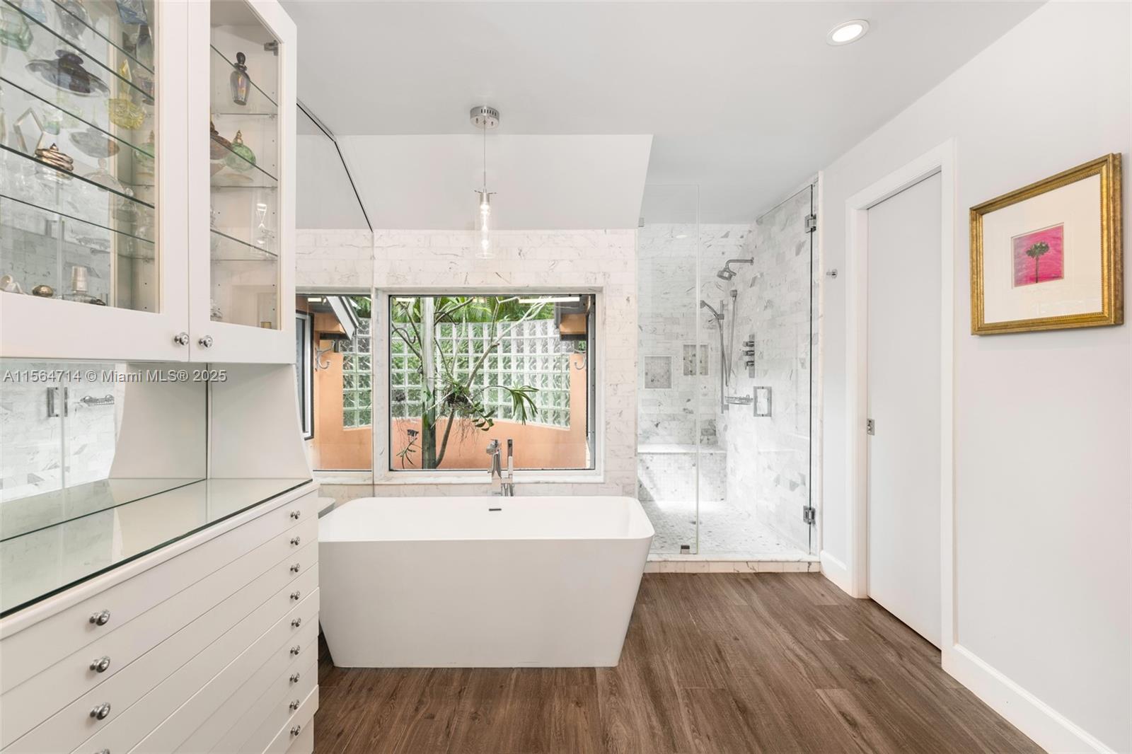 LENNOX PARK - Residential