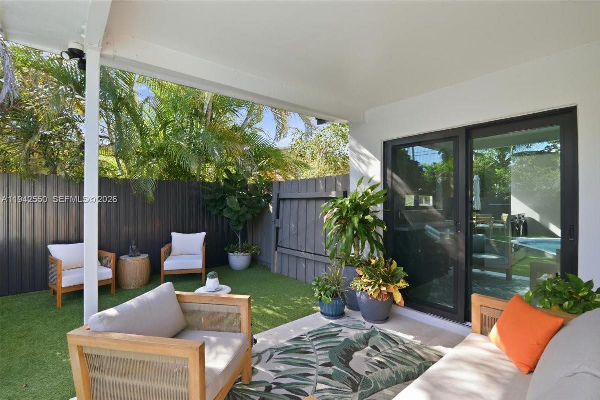 ROYAL PALM ACRES SEC 6 - Residential