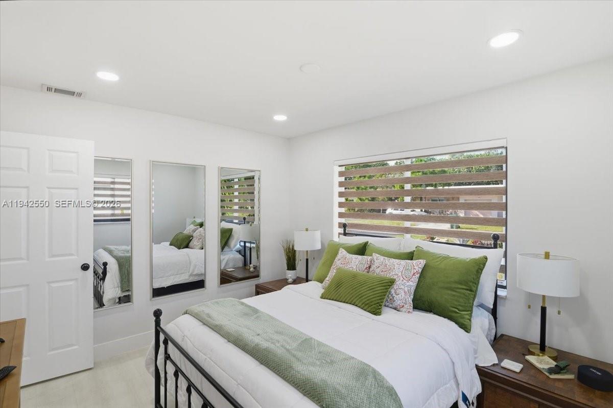 ROYAL PALM ACRES SEC 6 - Residential