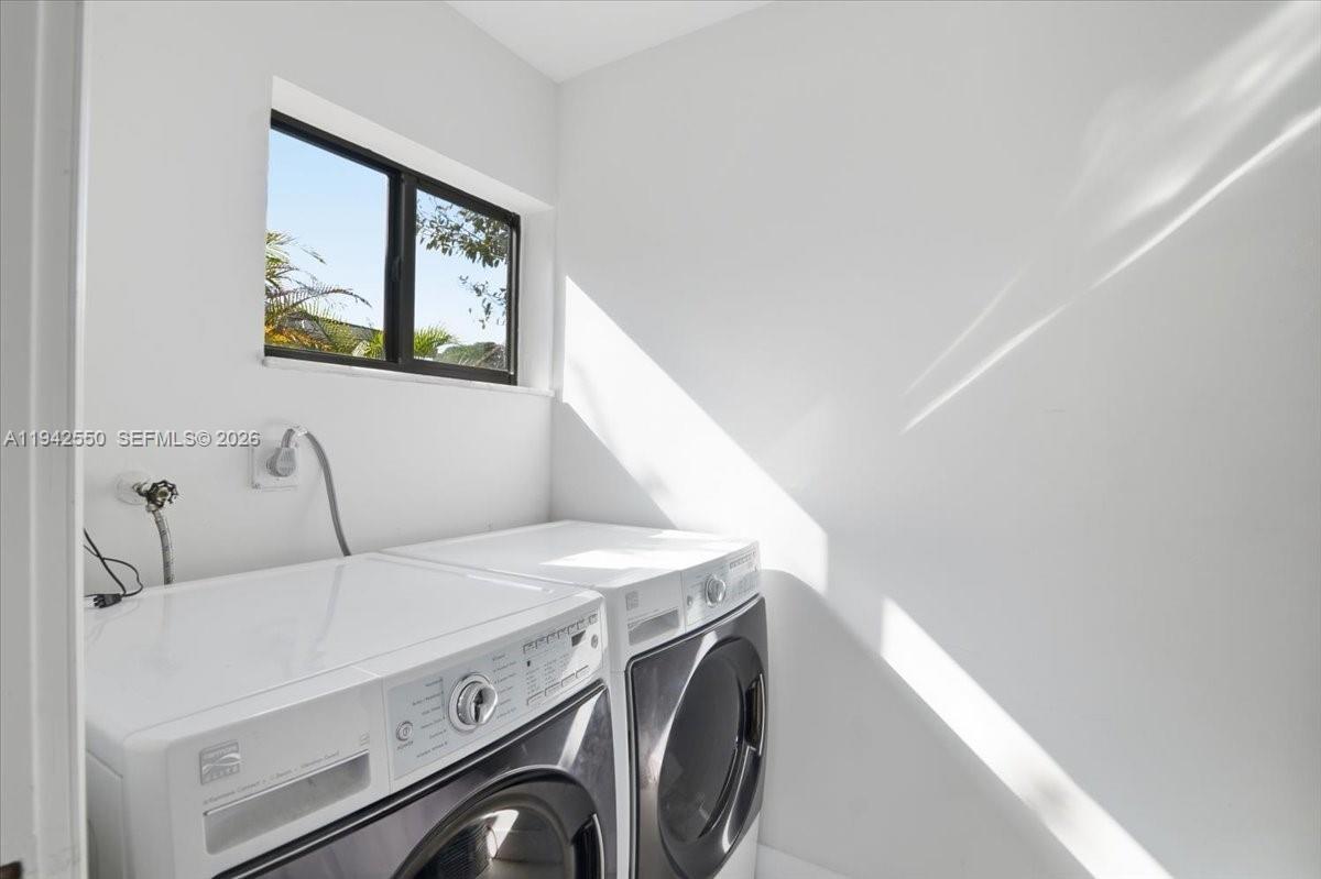 ROYAL PALM ACRES SEC 6 - Residential