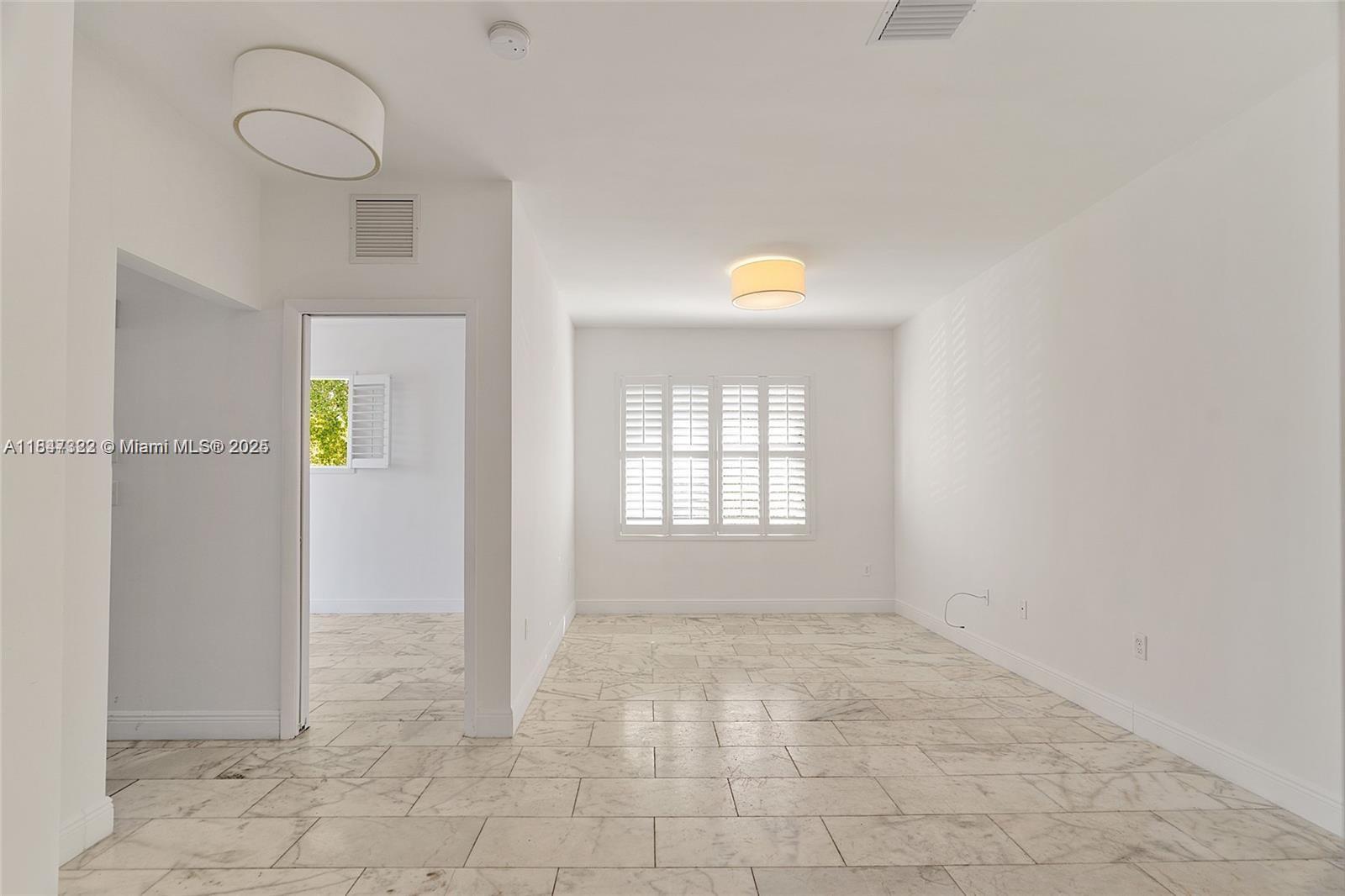 918 Jefferson Ave 7