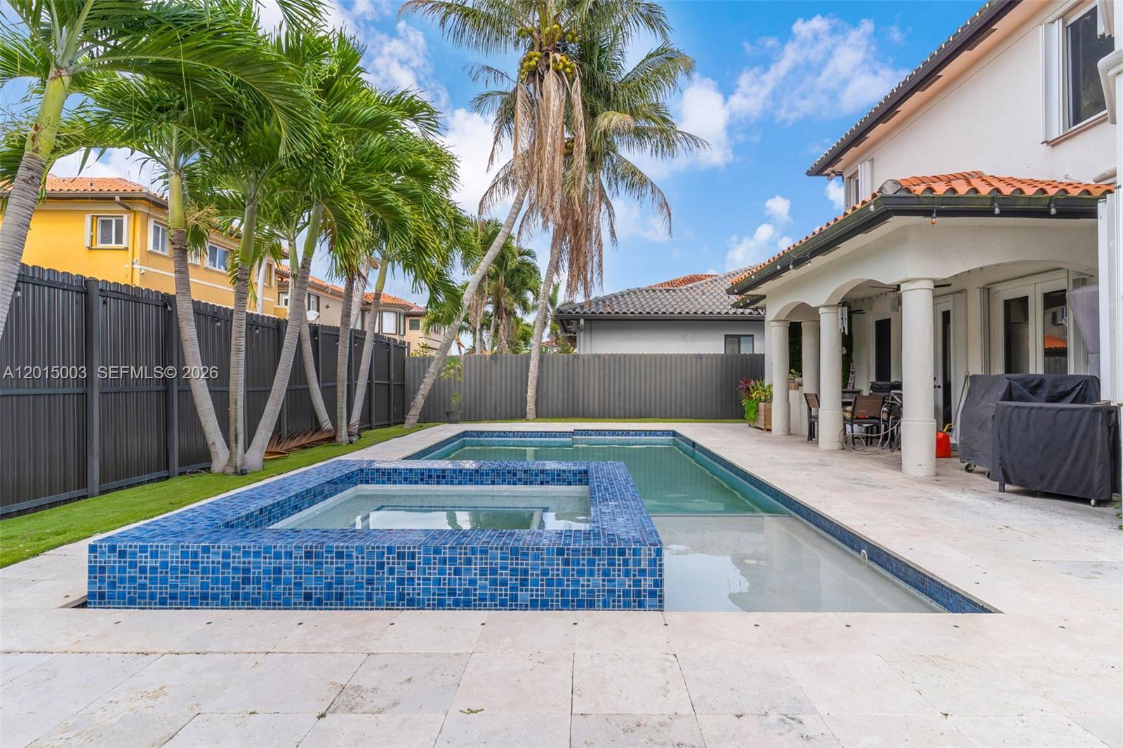 A B AT TAMIAMI TRAIL PHAS - Residential