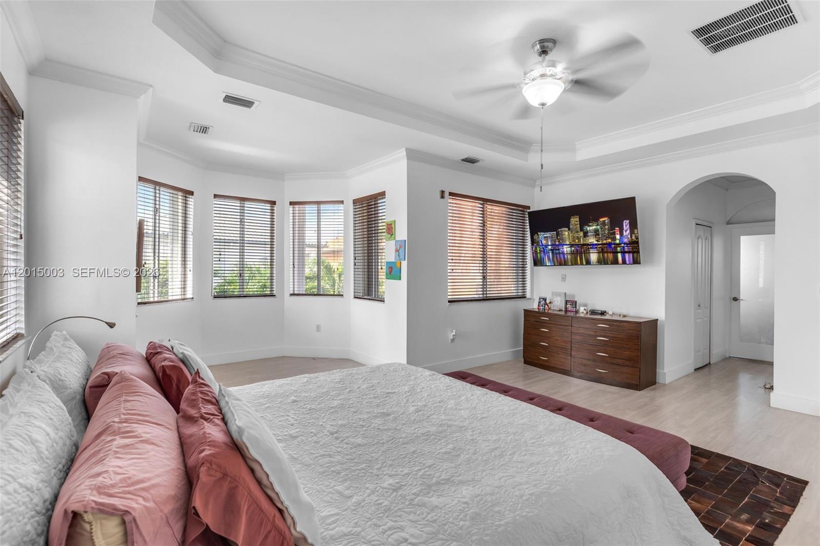 A B AT TAMIAMI TRAIL PHAS - Residential