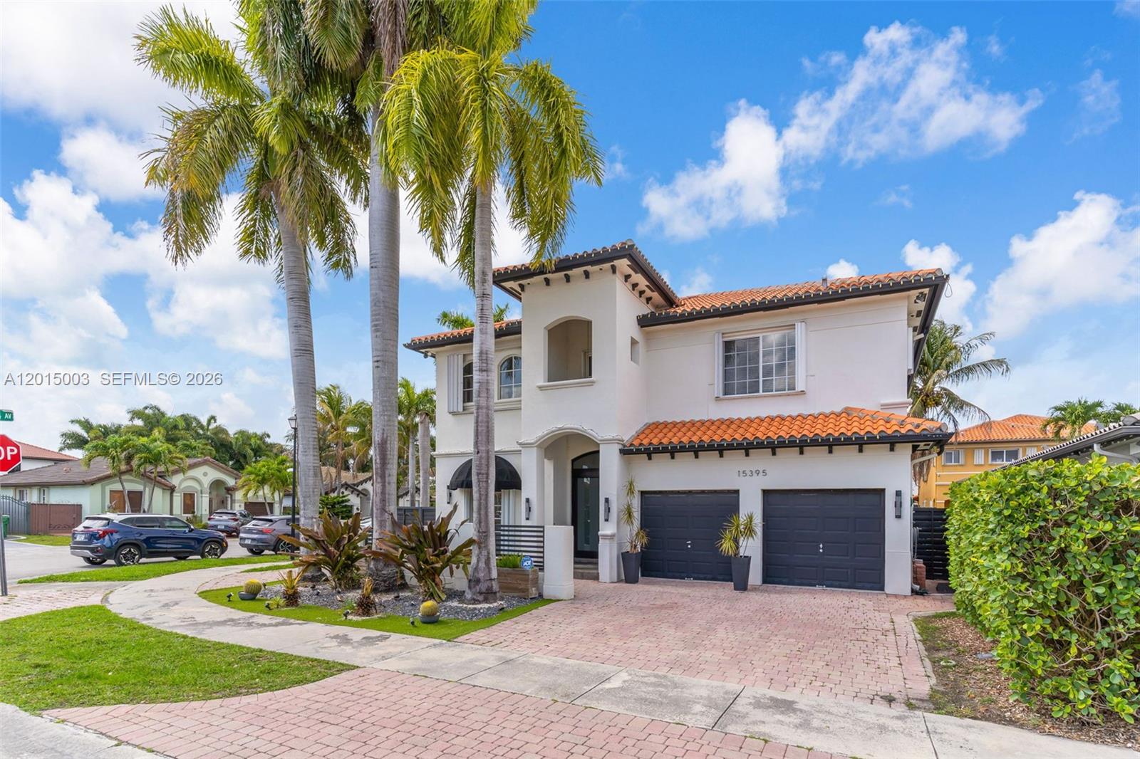 A B AT TAMIAMI TRAIL PHAS - Residential