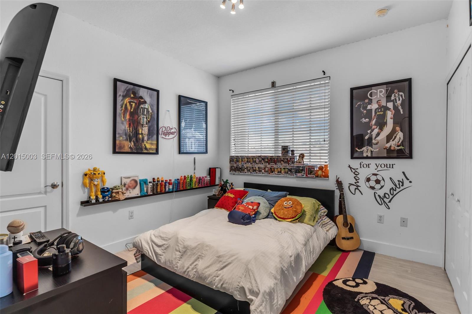 A B AT TAMIAMI TRAIL PHAS - Residential