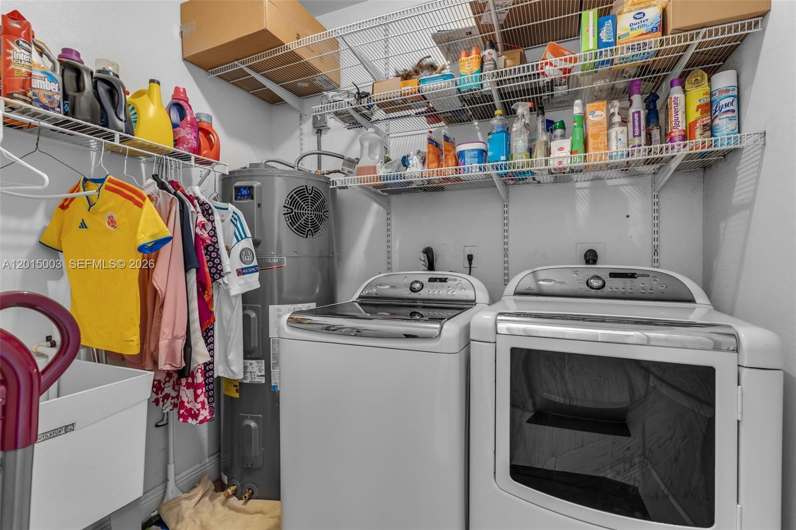 A B AT TAMIAMI TRAIL PHAS - Residential