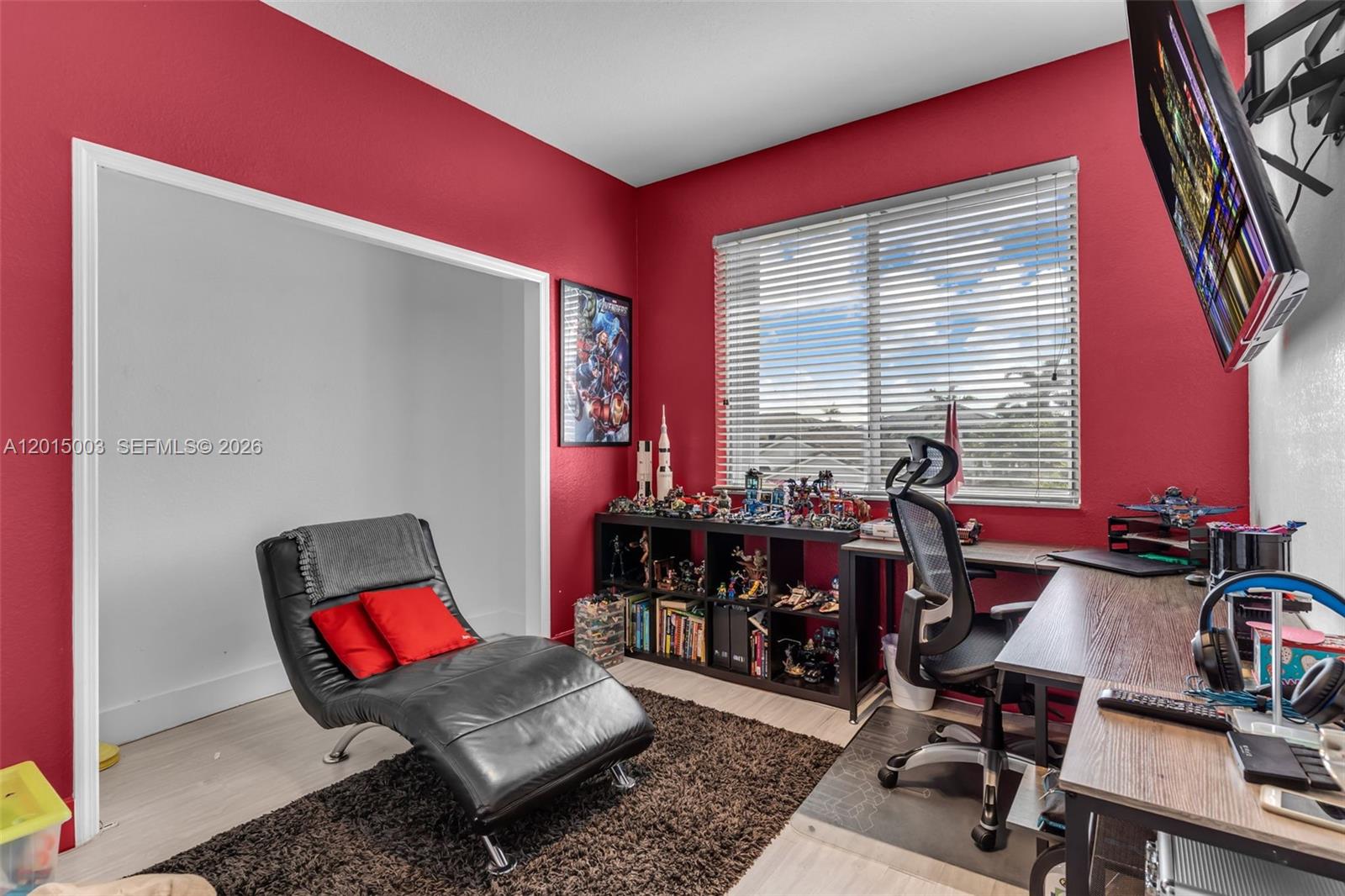 A B AT TAMIAMI TRAIL PHAS - Residential