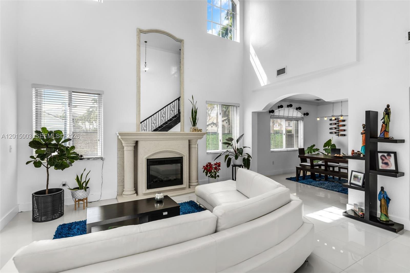 A B AT TAMIAMI TRAIL PHAS - Residential