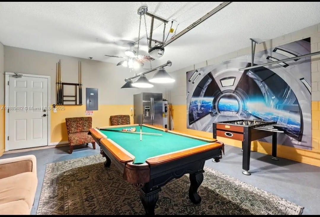 EMERALD ISLAND RESORT - Residential