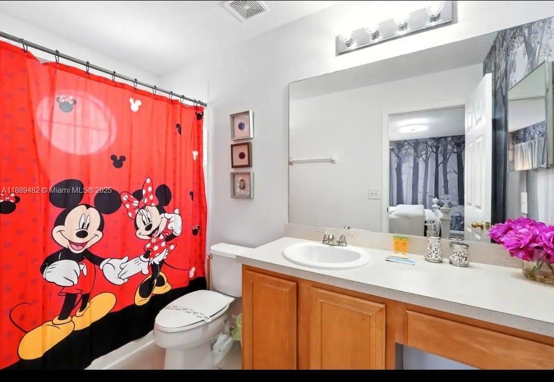 EMERALD ISLAND RESORT - Residential