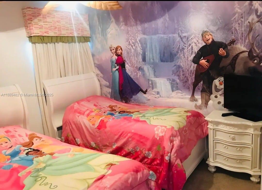 EMERALD ISLAND RESORT - Residential