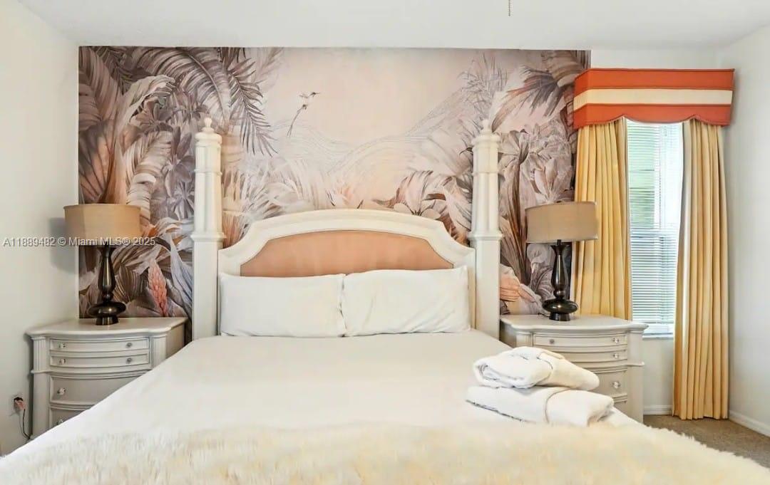 EMERALD ISLAND RESORT - Residential