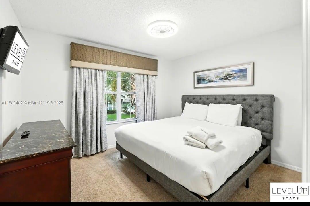 EMERALD ISLAND RESORT - Residential